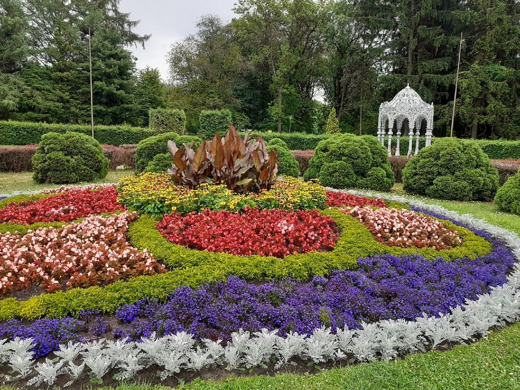 Парки и сады минска